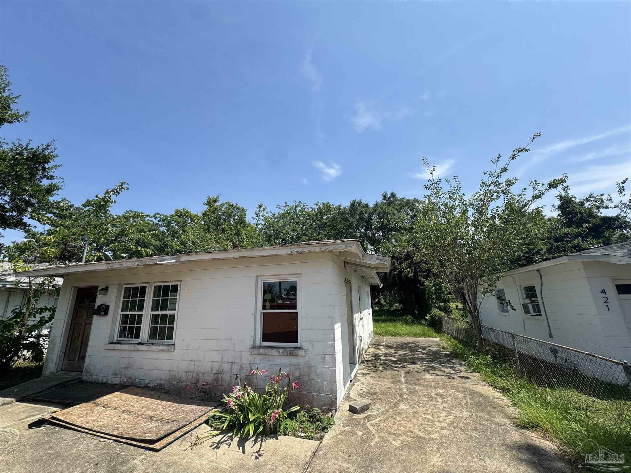 419 W Romana St  Pensacola FL 32502 photo