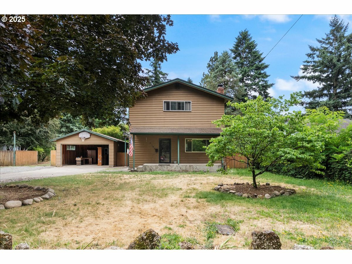 6108 SE Tenino St  Portland OR 97206 photo