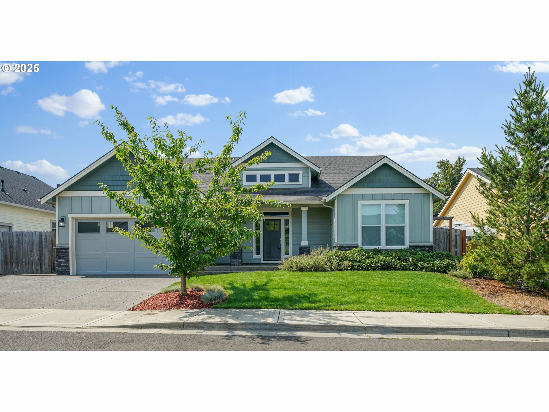 Property Photo: 5310 Ella St OR 97392