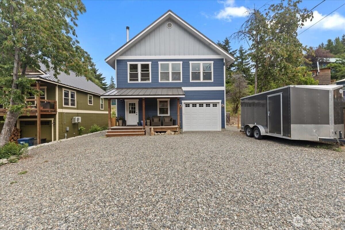 Property Photo:  206 W Montana Avenue  WA 98941 