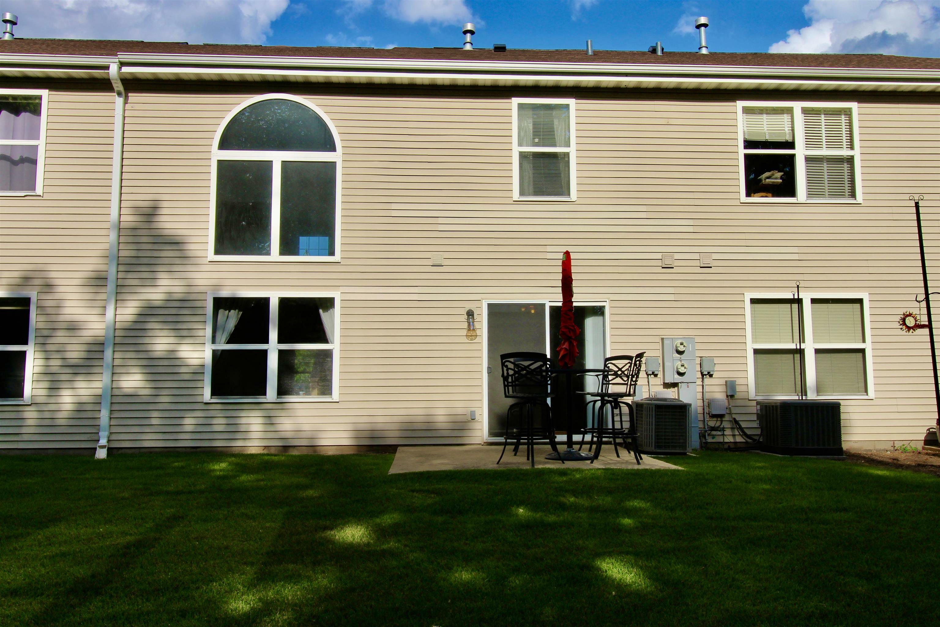 Property Photo:  9004 Leicester Way  IL 61073 