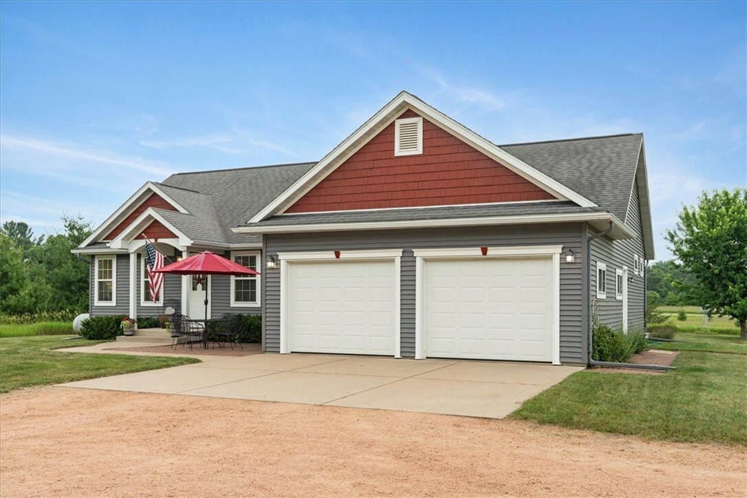 Property Photo:  2040 46th Avenue  WI 54739 