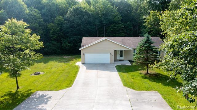 2930 Range Road  Port Huron MI 48060 photo
