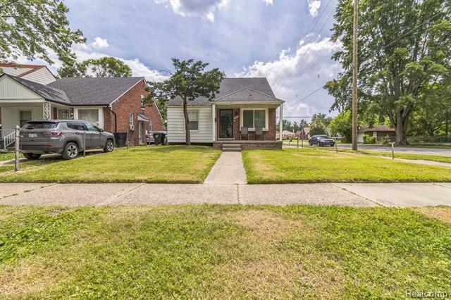 Property Photo:  14100 Rossini Drive  MI 48205 