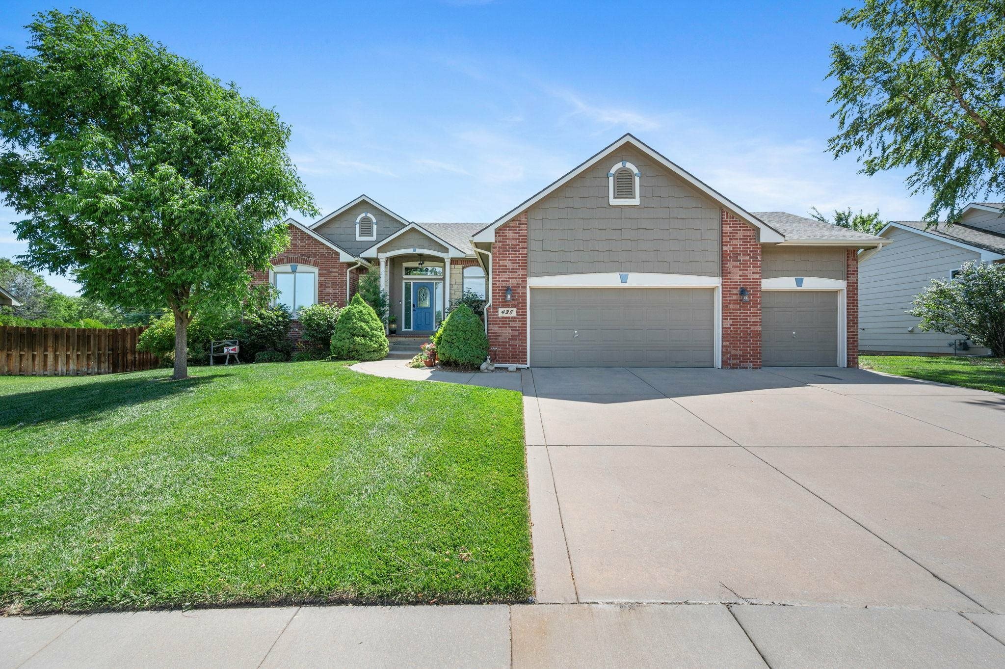 438 S Fawnwood St  Wichita KS 67235 photo
