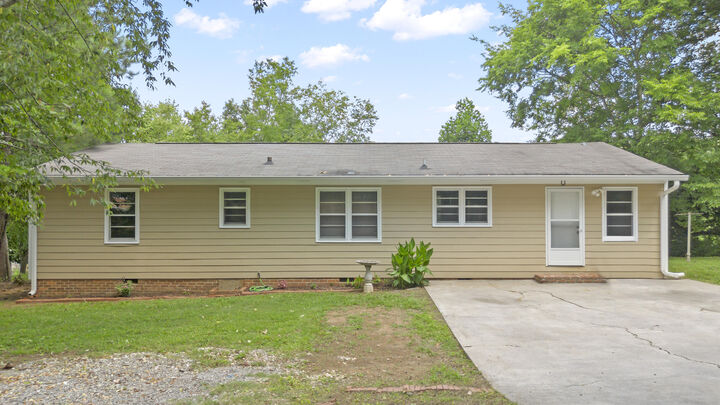 Property Photo:  3005 Pine Drive NE  TN 37312 