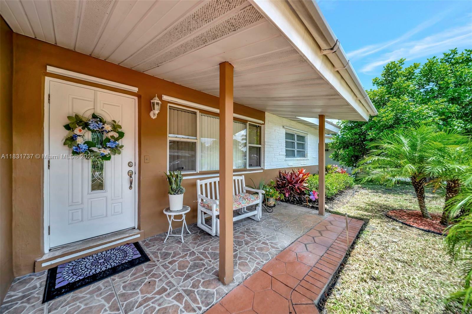 2201 N 57th Ter  Hollywood FL 33021 photo