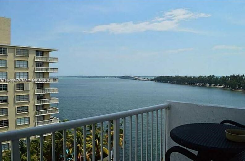 Property Photo:  150 SE 25 Rd 9B  FL 33129 