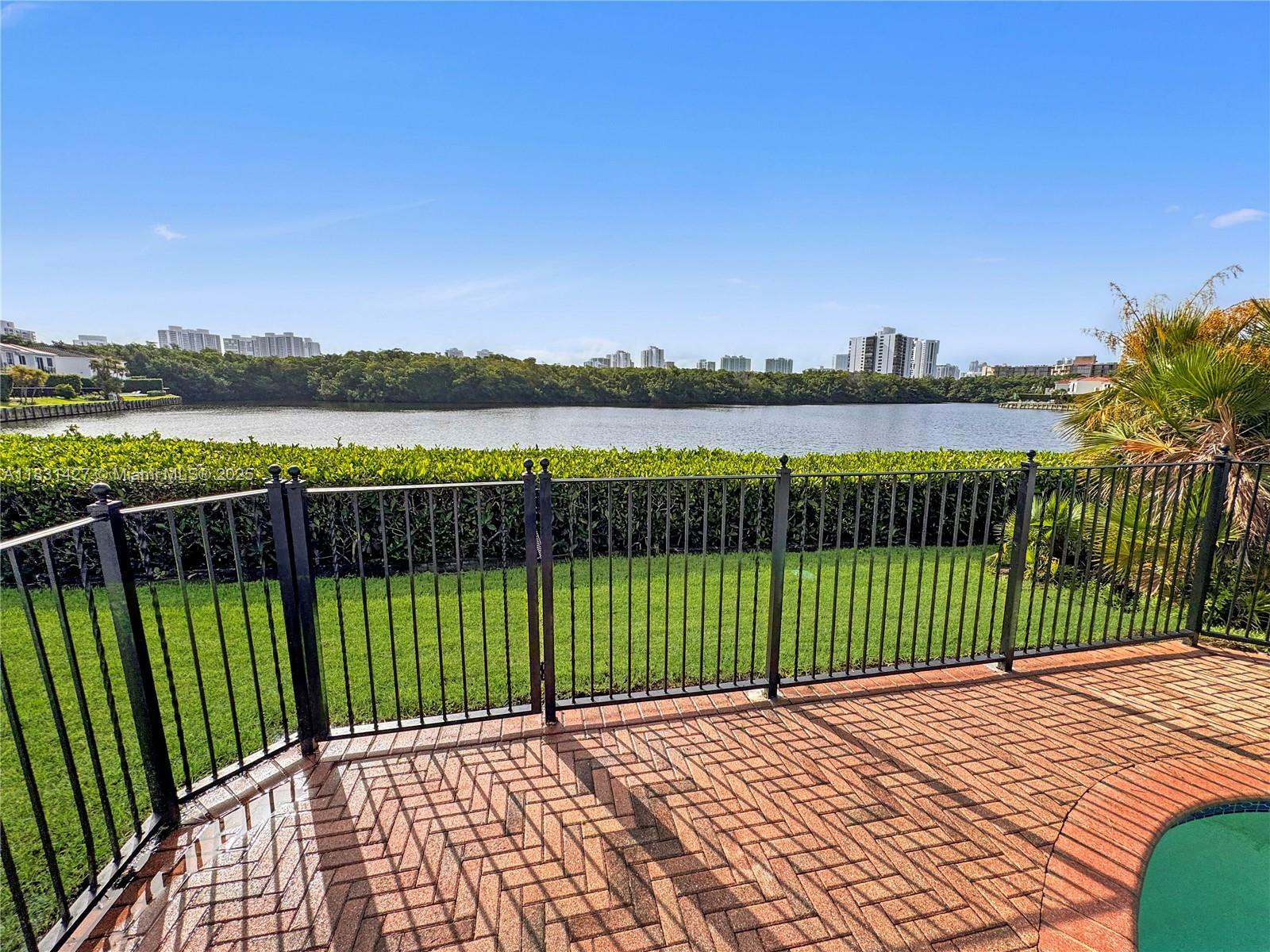 Property Photo: 21033 NE 32nd Ave FL 33180