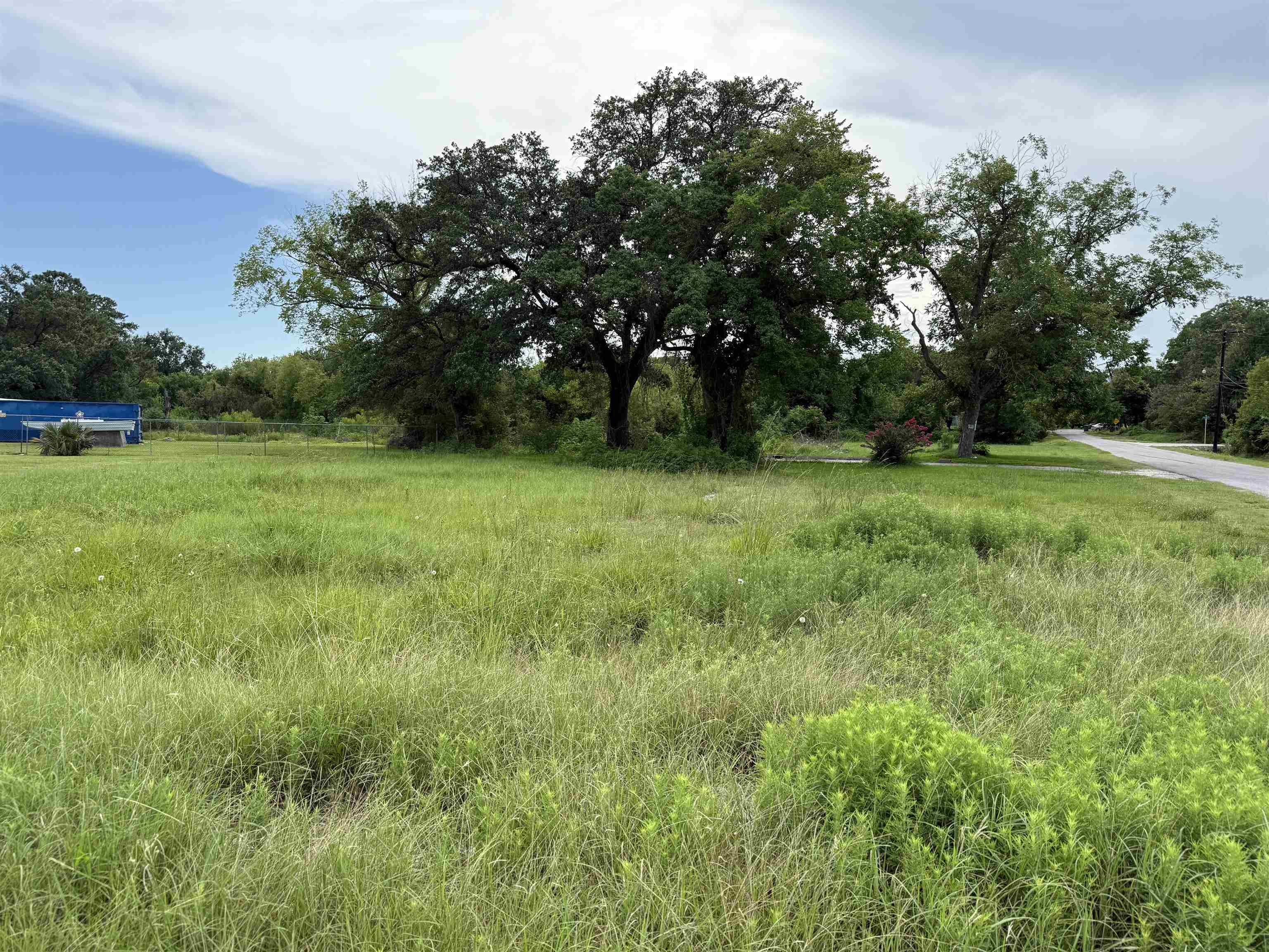 Property Photo: 602 Border TX 77630