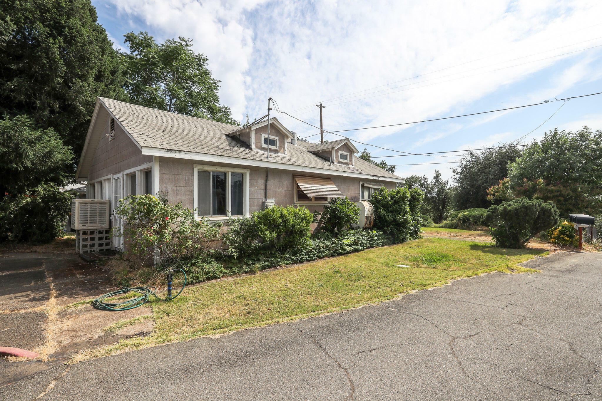 2873 Lowden Lane  Redding CA 96002 photo