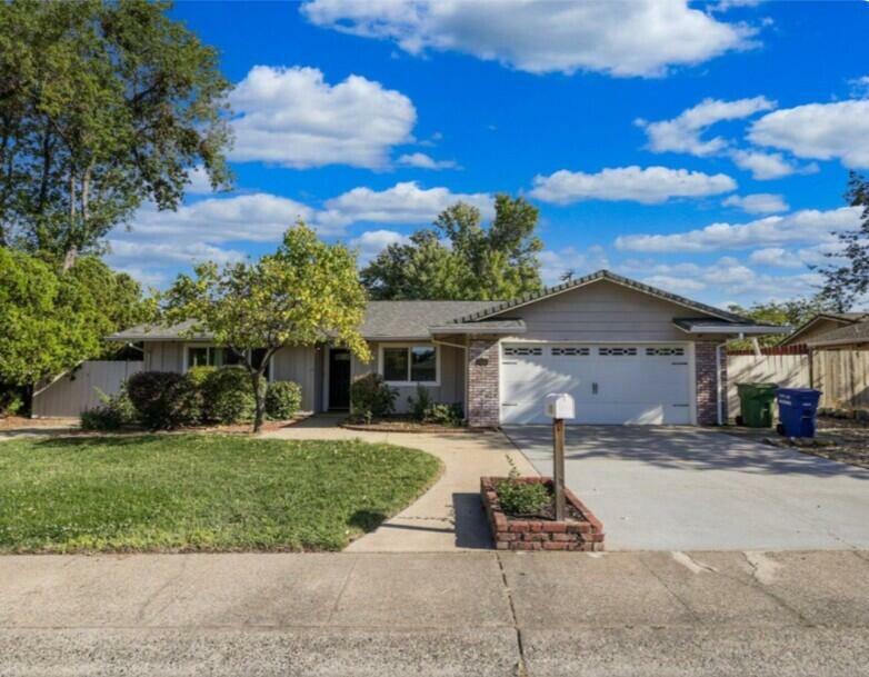 4135 Oro Street  Redding CA 96001 photo