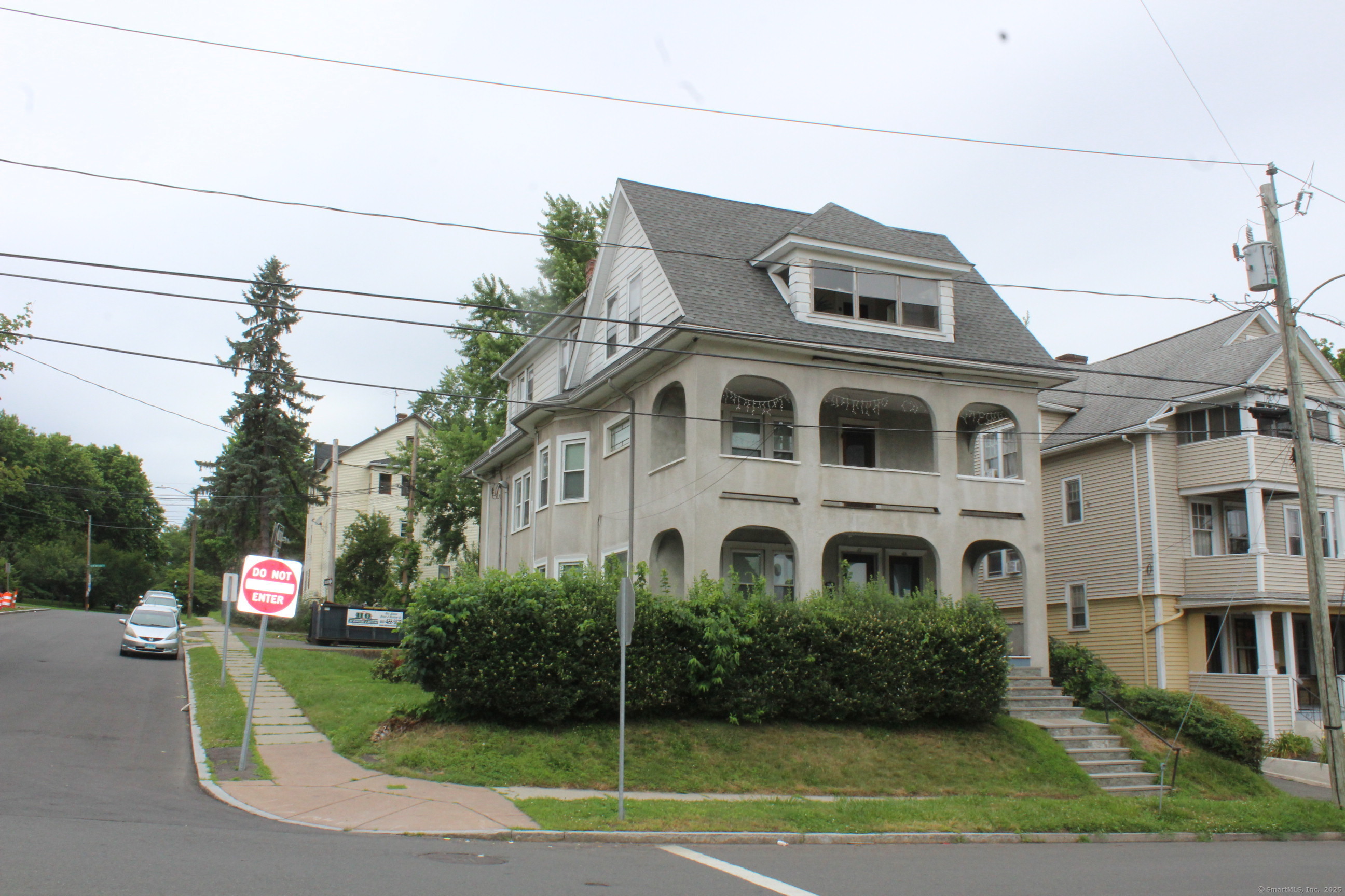 Property Photo:  45 Grandview Terrace  CT 06114 