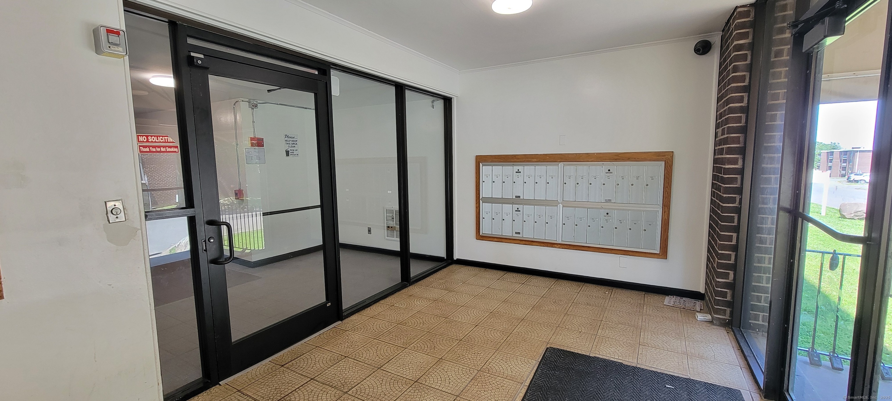 Property Photo:  79 Claudia Drive Apt 256  CT 06516 