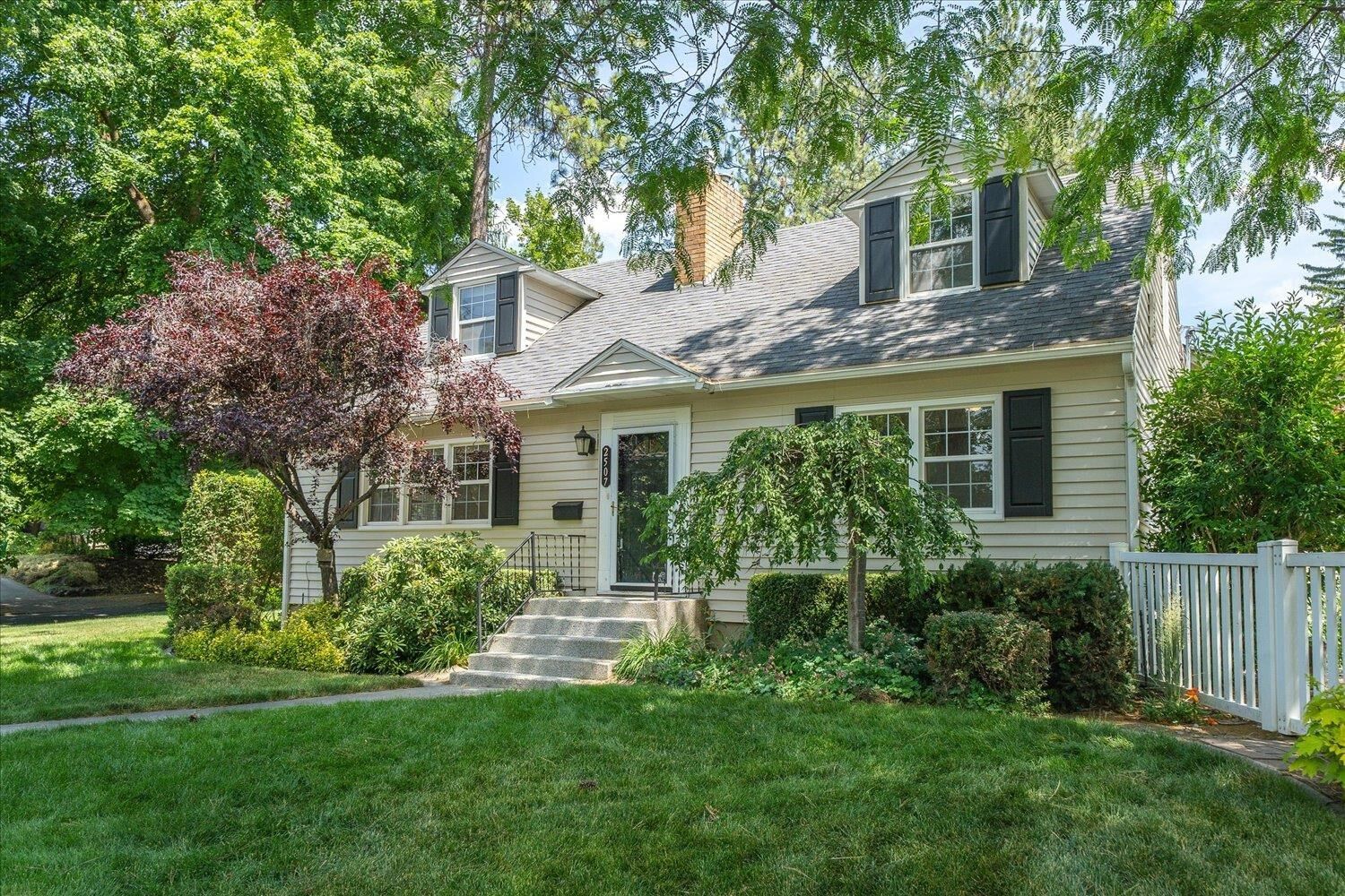 Property Photo: 2507 S Hatch St WA 99203-3367