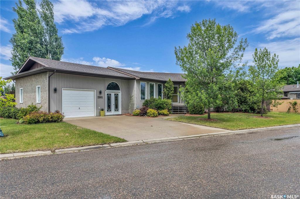 Property Photo: 2302 Meadow Lark Lane SK S9A 3V2