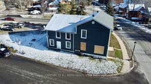 Property Photo:  194 Dunlop Street E  ON L4M 1B4 