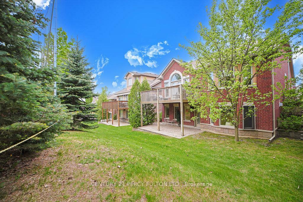 Property Photo: 159 Ridge Way ON L9R 0H3