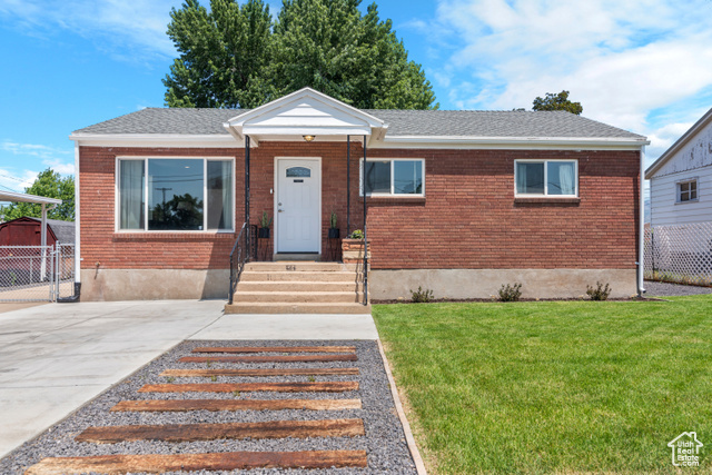 Property Photo:  114 E 4800 S  UT 84405 