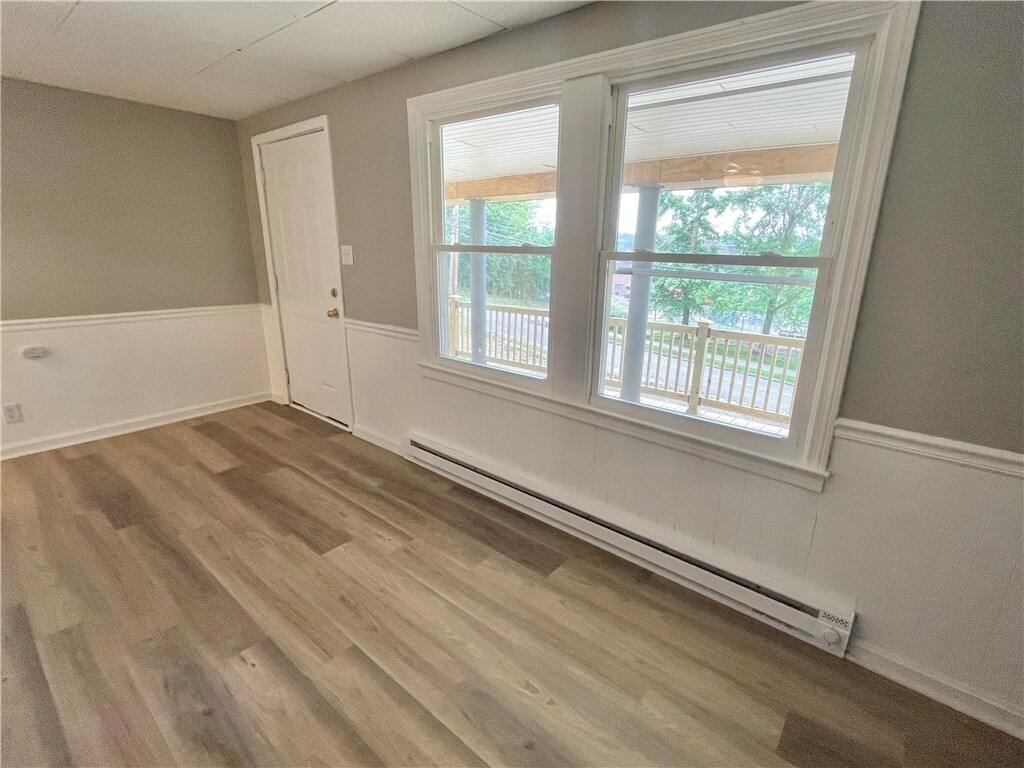 Property Photo:  223 E Falls St 1  PA 16101 