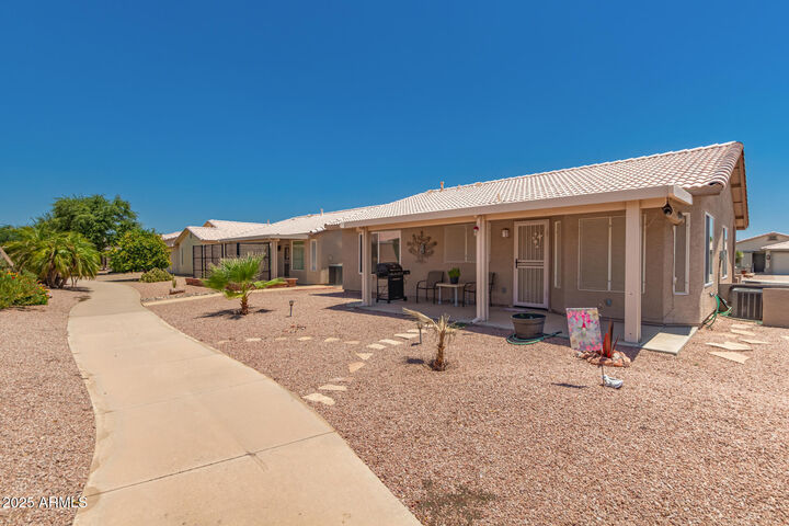 Property Photo:  1362 E Cherry Hills Drive  AZ 85249