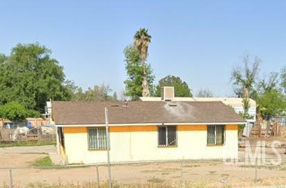 1026 E Casa Loma Drive  Bakersfield CA 93307 photo