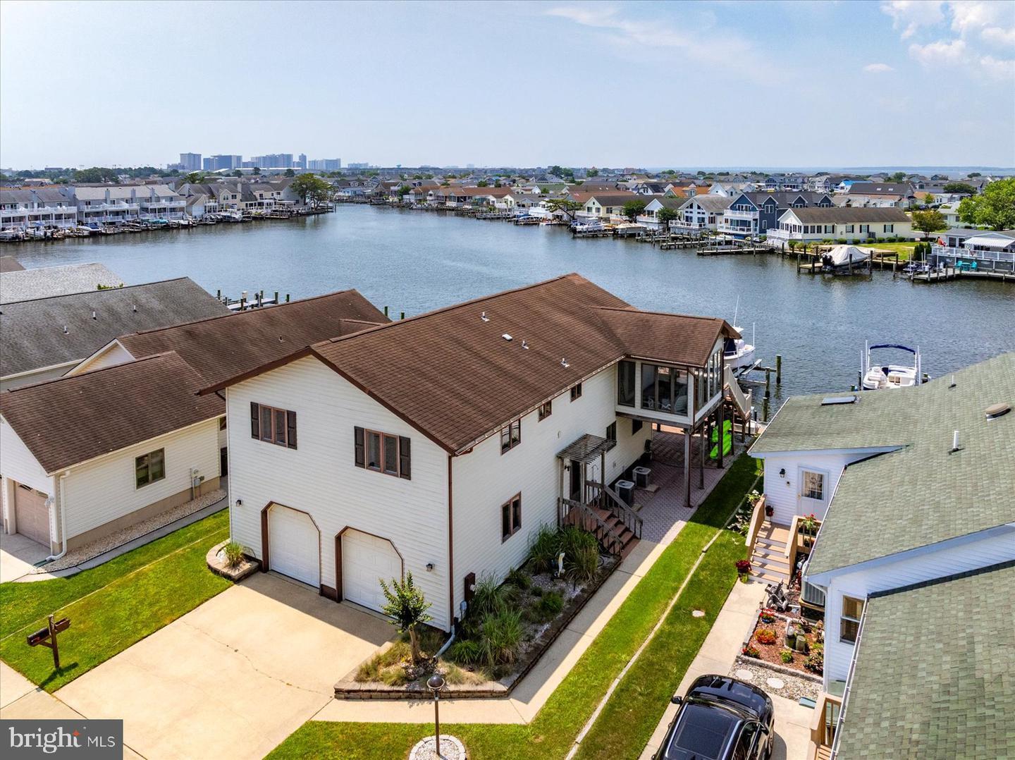 607 S Surf Road  Ocean City MD 21842 photo