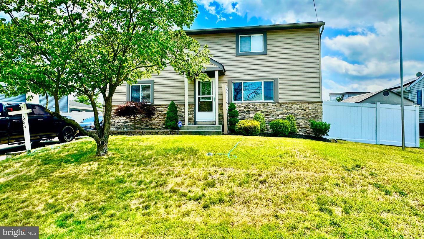 Property Photo: 653 Dettmar Terrace NJ 08078