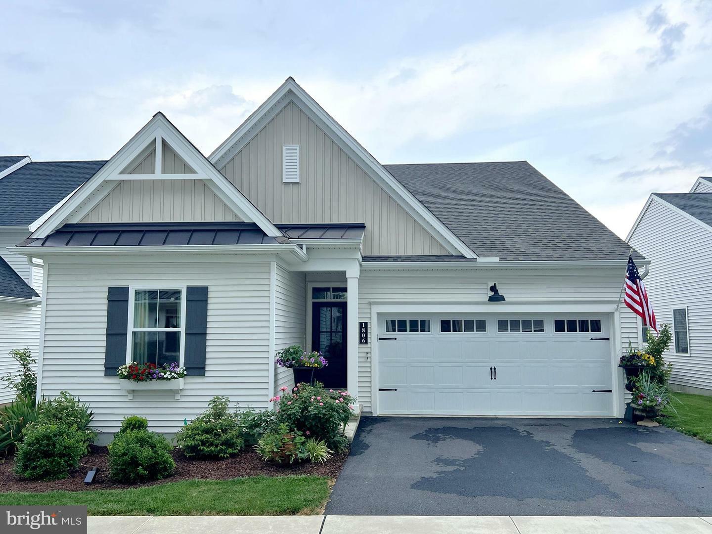 1806 Emerald Way  Mount Joy PA 17552 photo