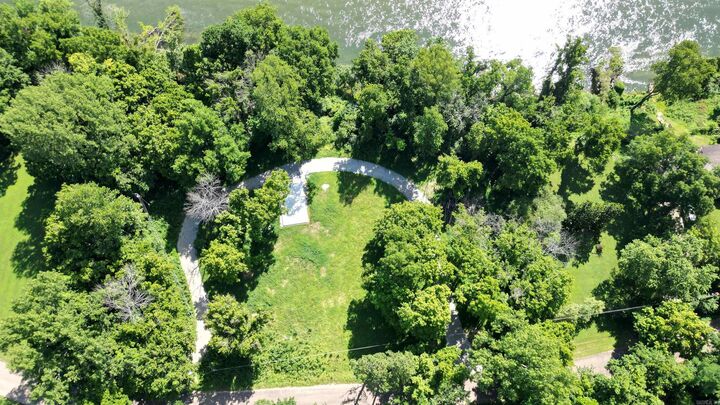 Property Photo: 1566 Riverview Drive AR 72658