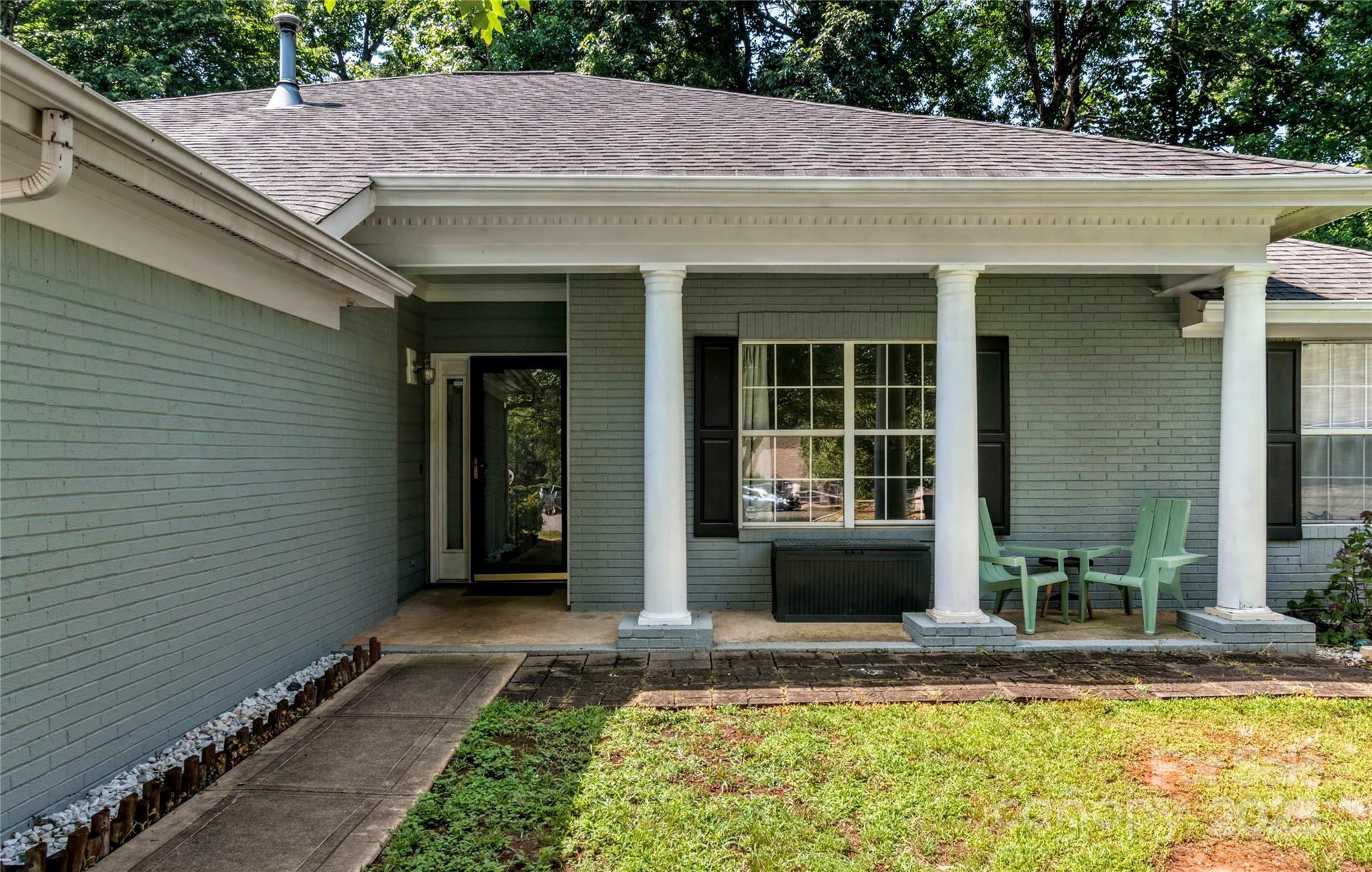 Property Photo: 13517 Silver King Court NC 28078