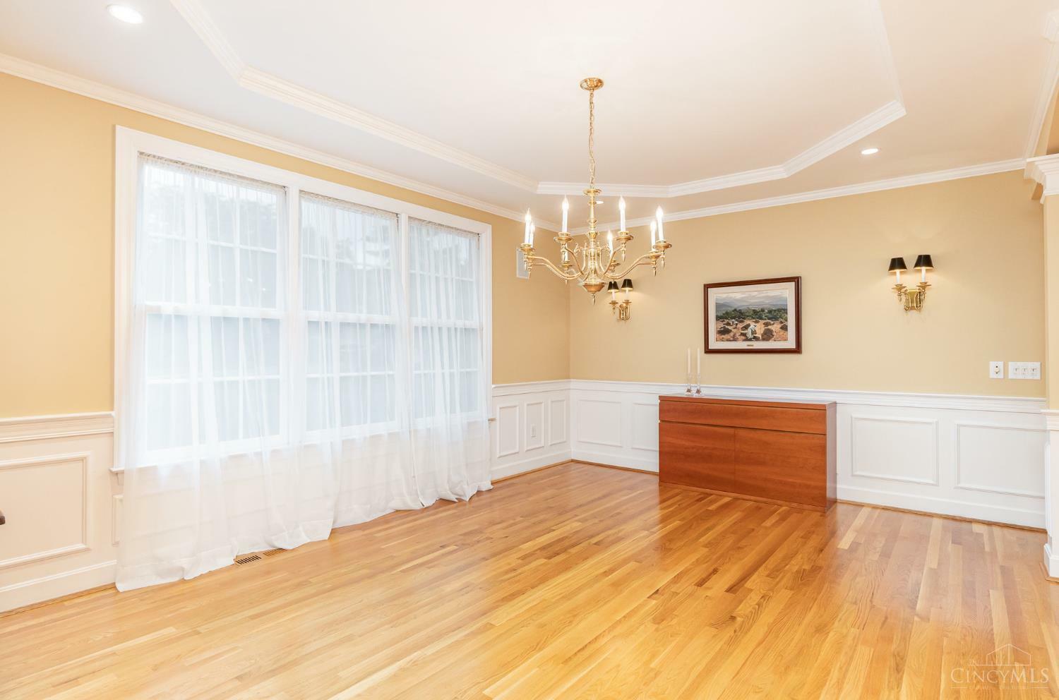 Property Photo: 3585 Fawnrun Drive OH 45241