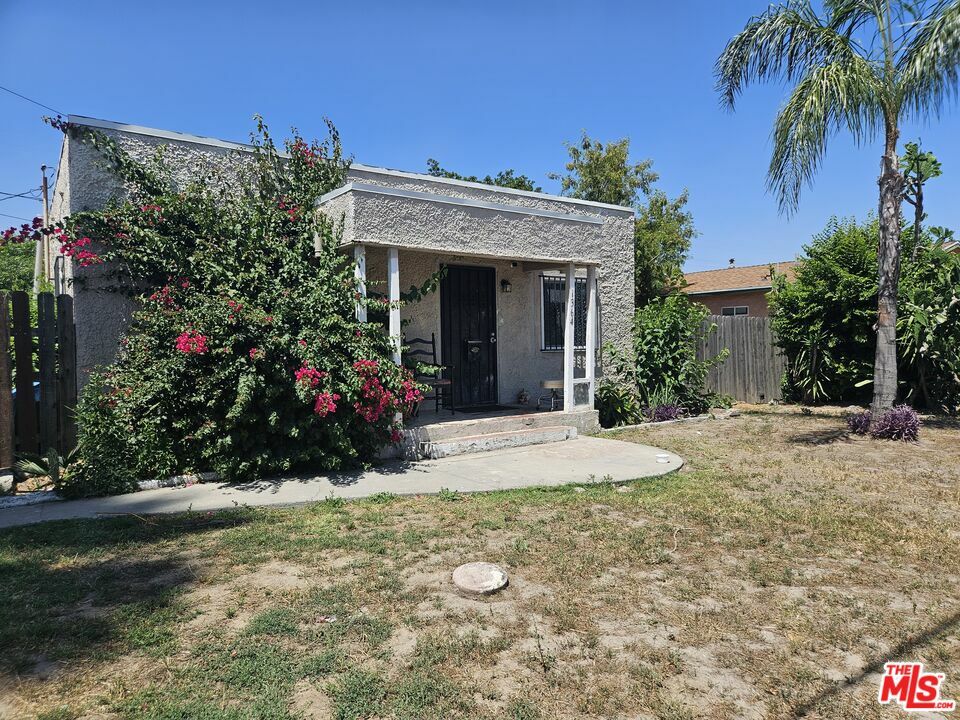 Property Photo:  1364 W 15th St  CA 92411 