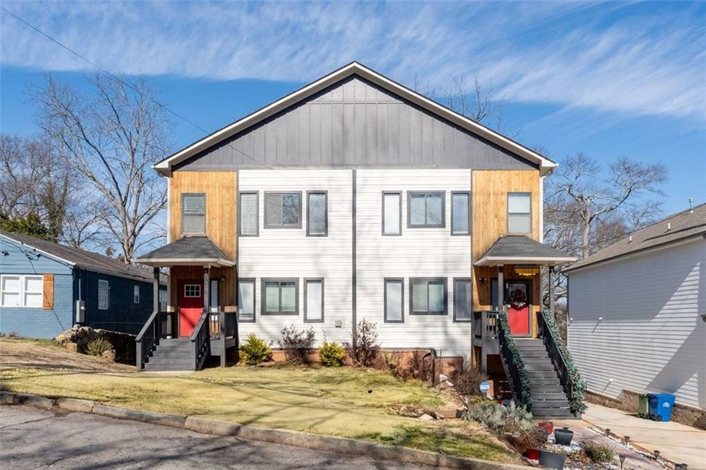 Property Photo:  160 A Vanira Avenue SE  GA 30315 
