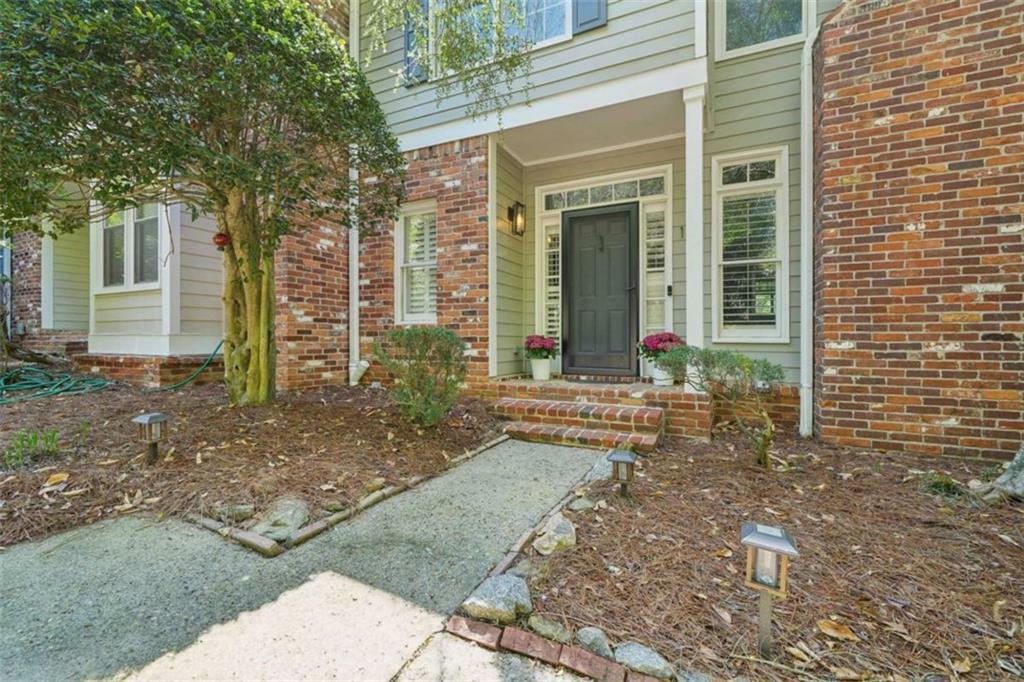 Property Photo: 171 Riverview Trail GA 30075