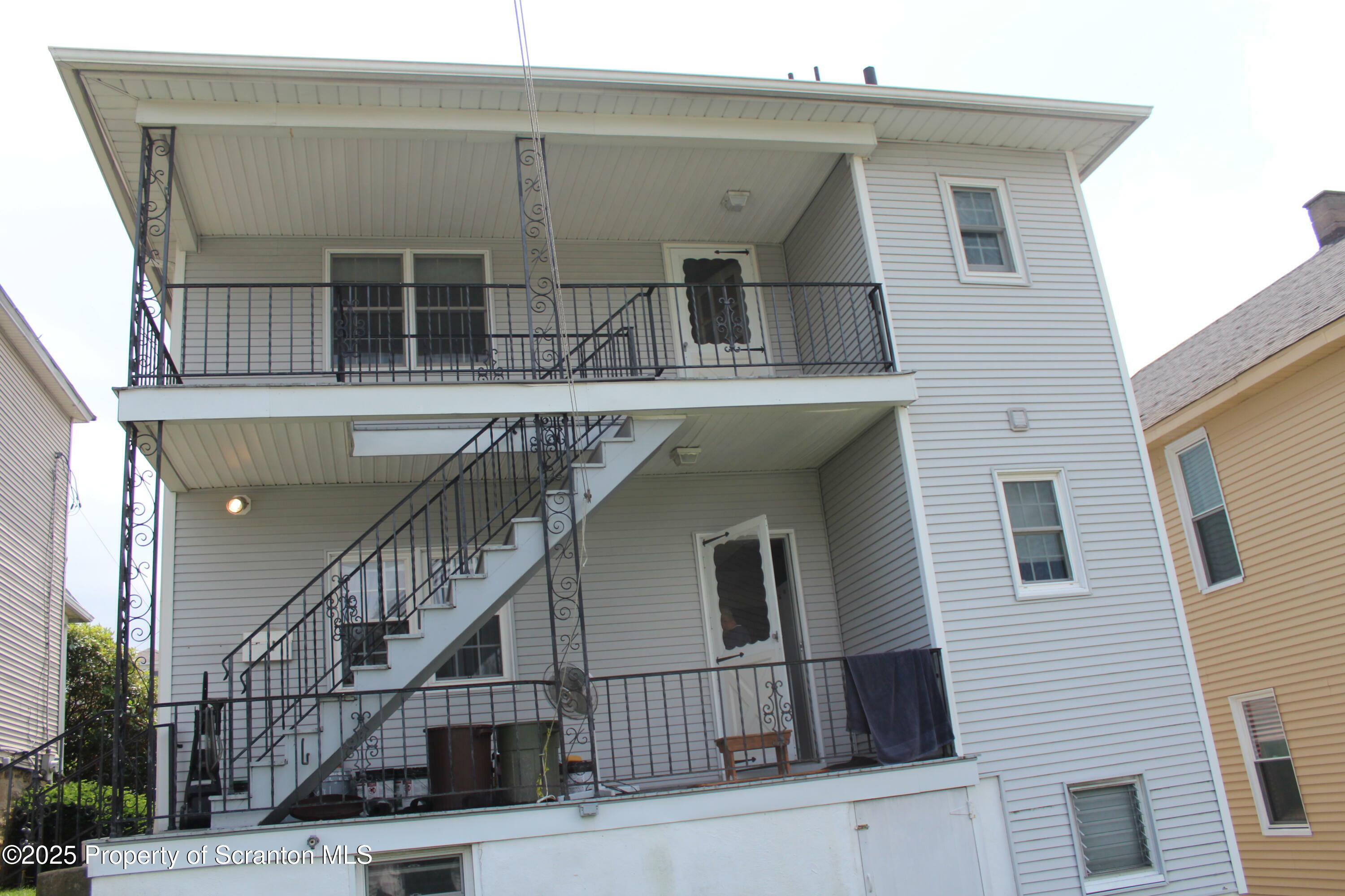 Property Photo:  1314 St Ann Street  PA 18504 
