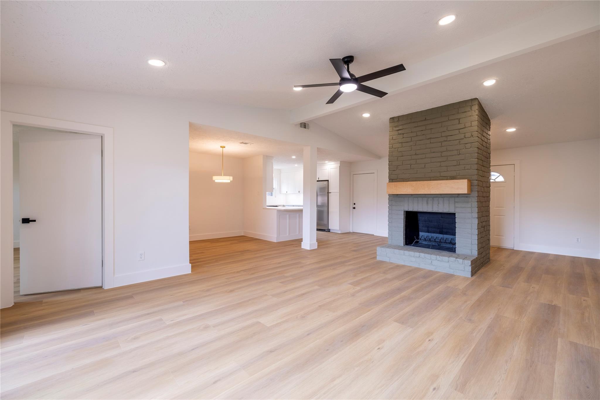 Property Photo: 8619 Upperbrook Street TX 77064