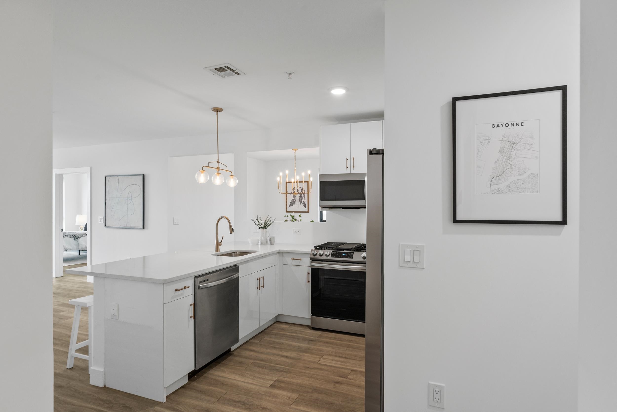 Property Photo: 117 West 2nd St 301 NJ 07002