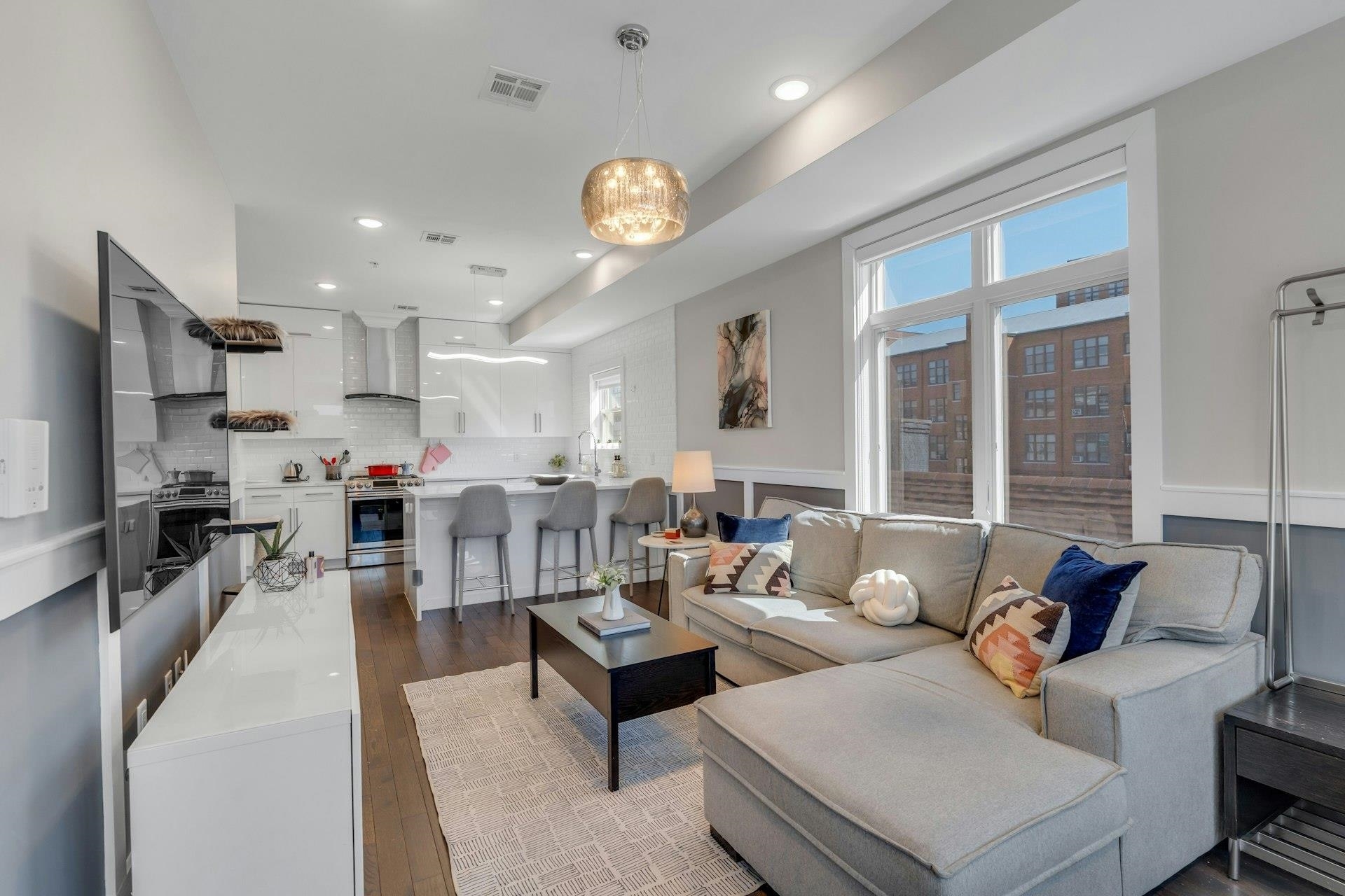 Property Photo: 270 St Pauls Ave 4 NJ 07306