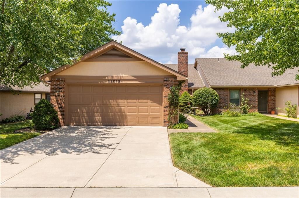 Property Photo:  12012 W 121 Street  KS 66213 