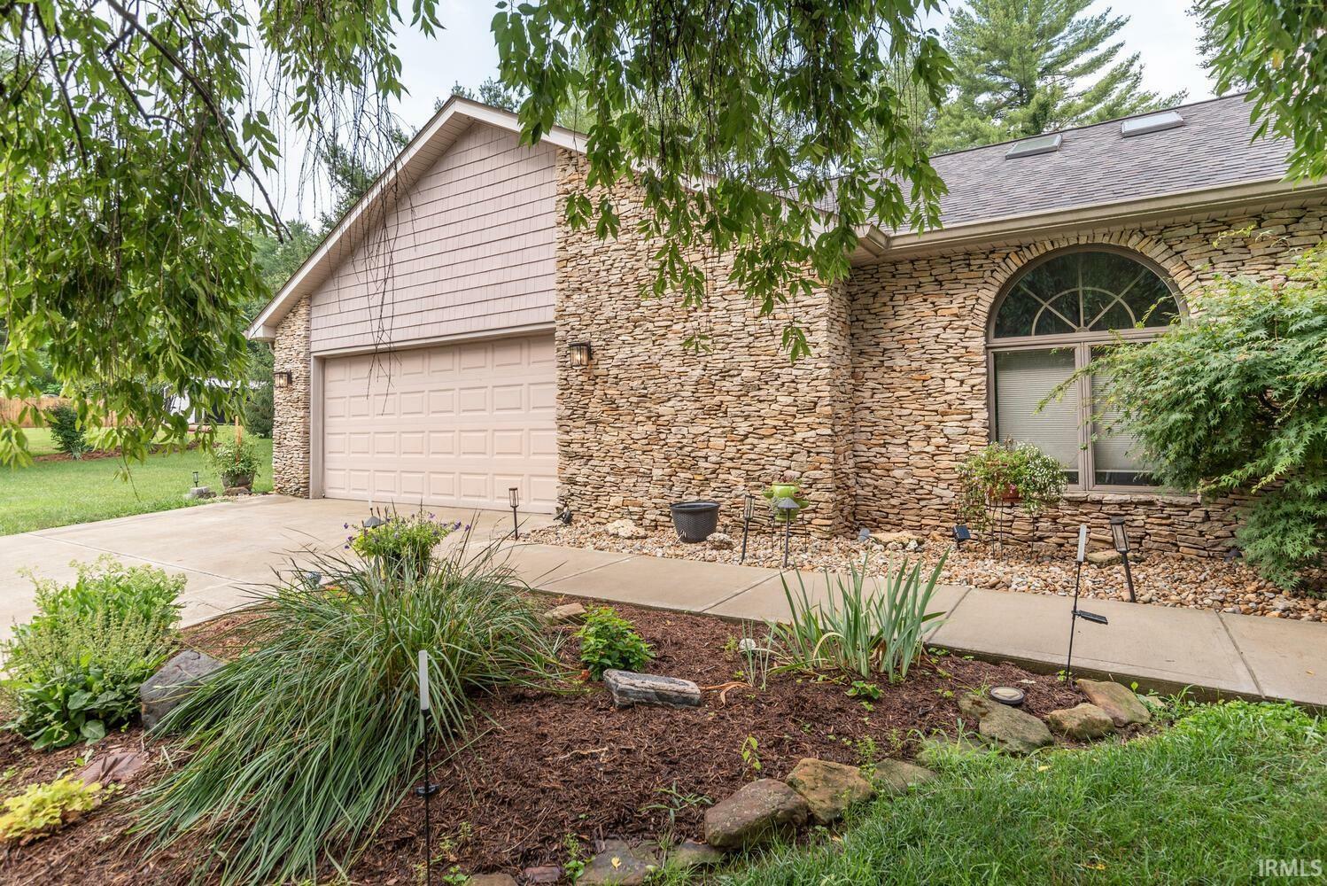 Property Photo: 4365 N Maple Grove Road IN 47404