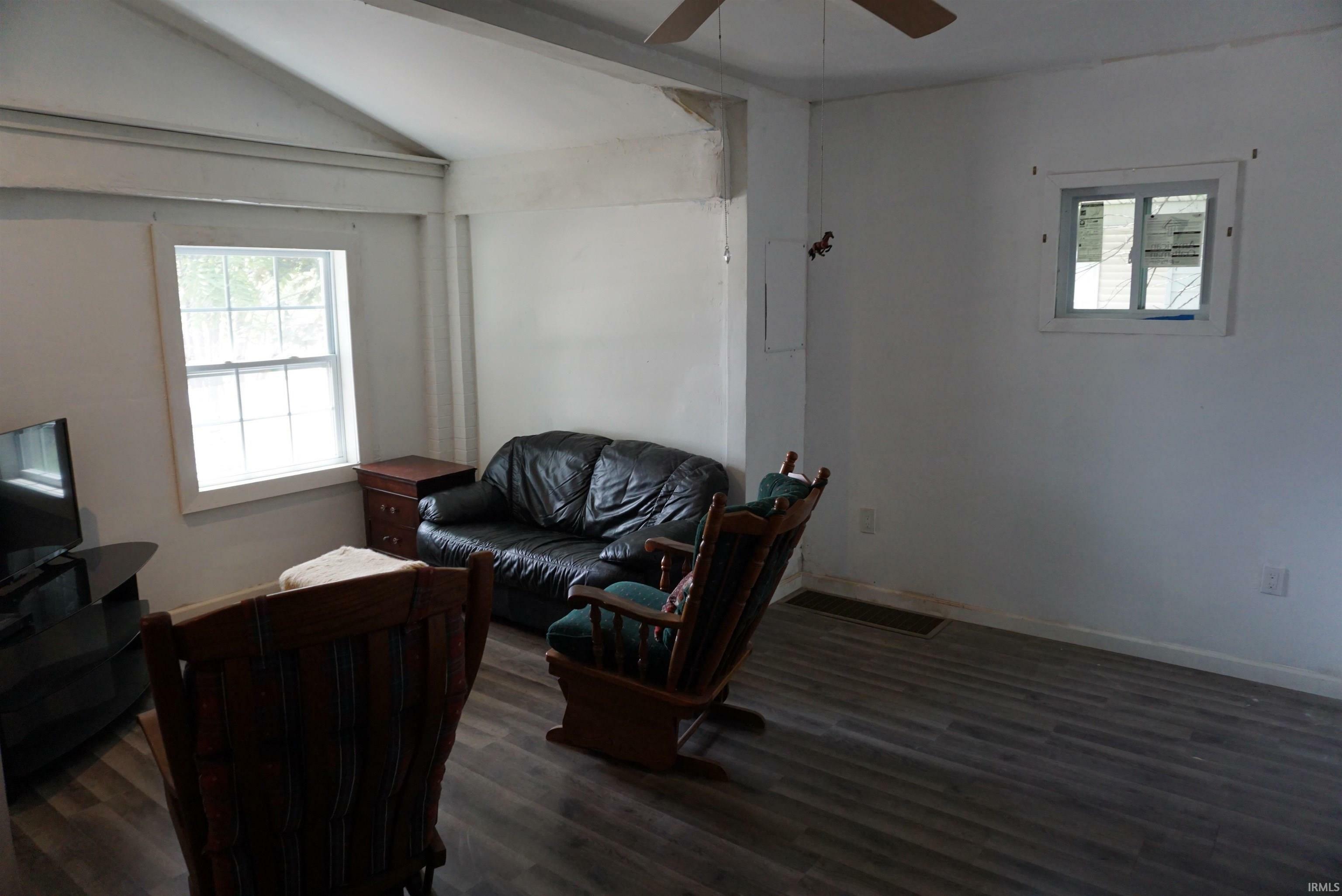 Property Photo: 1628 E Division Street IN 47711