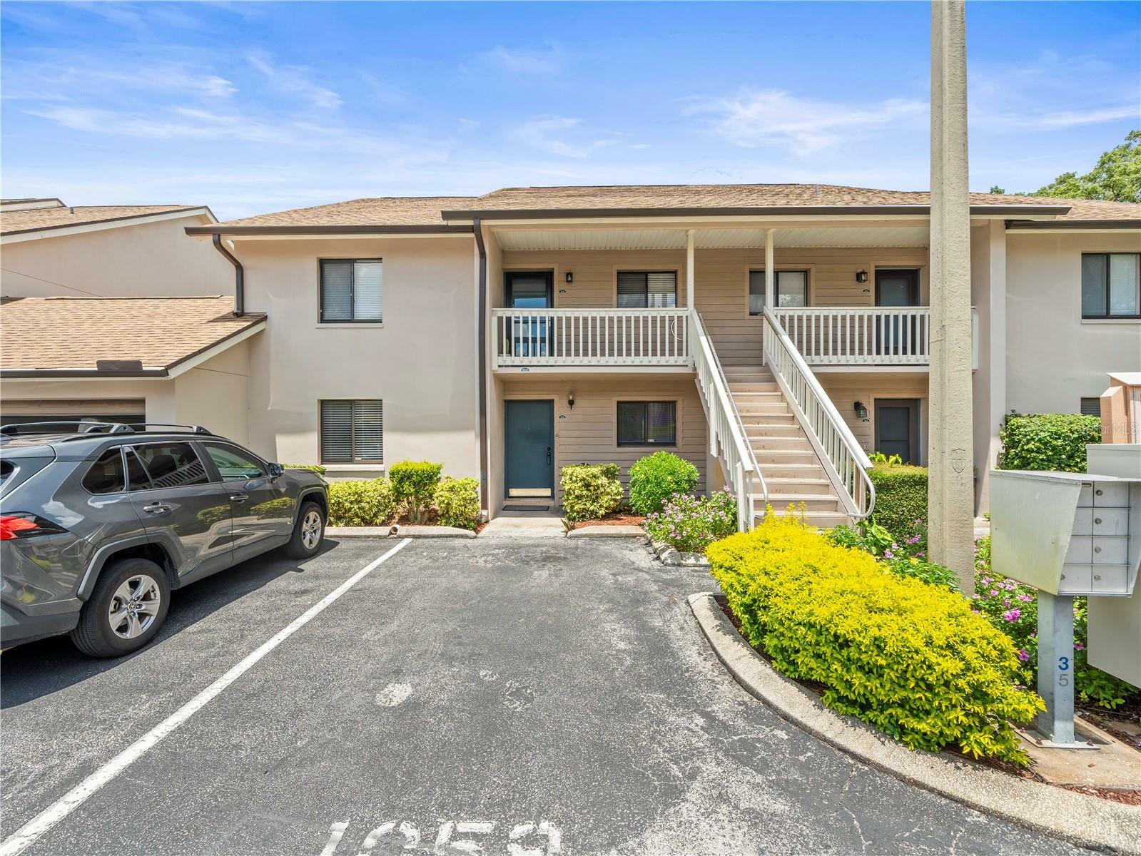 Property Photo:  9804 Lombard Court 104  FL 33618 