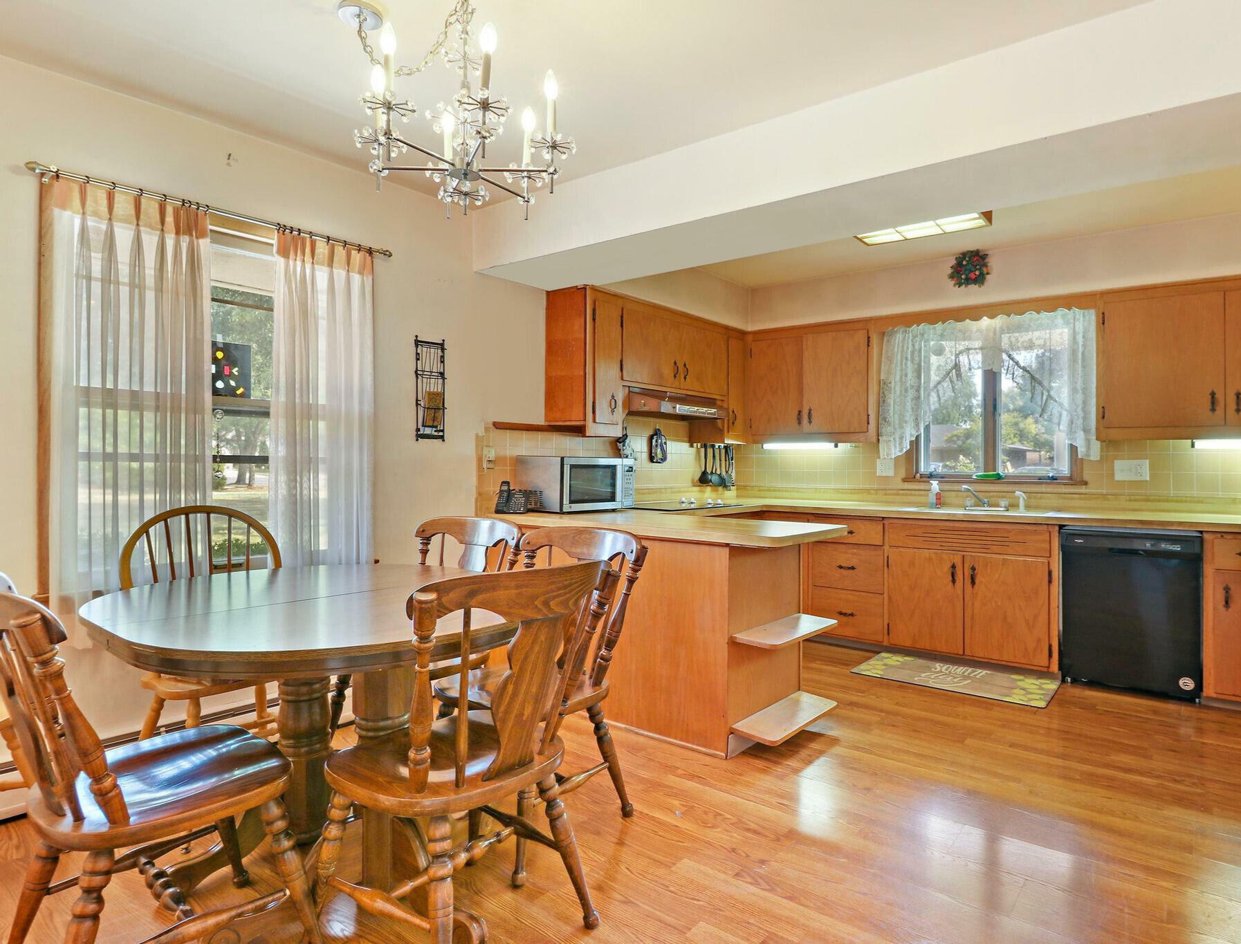 Property Photo: 620 North St WI 53402