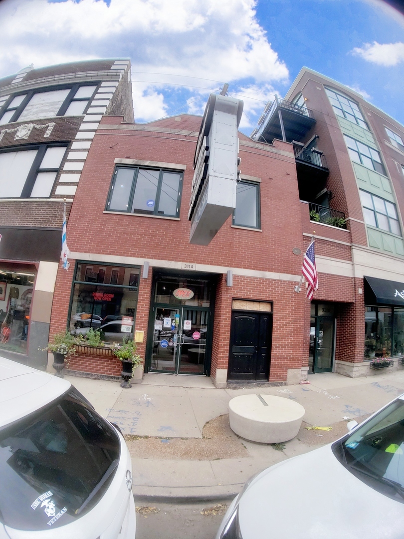 3114 N Lincoln Avenue 2  Chicago IL 60657 photo