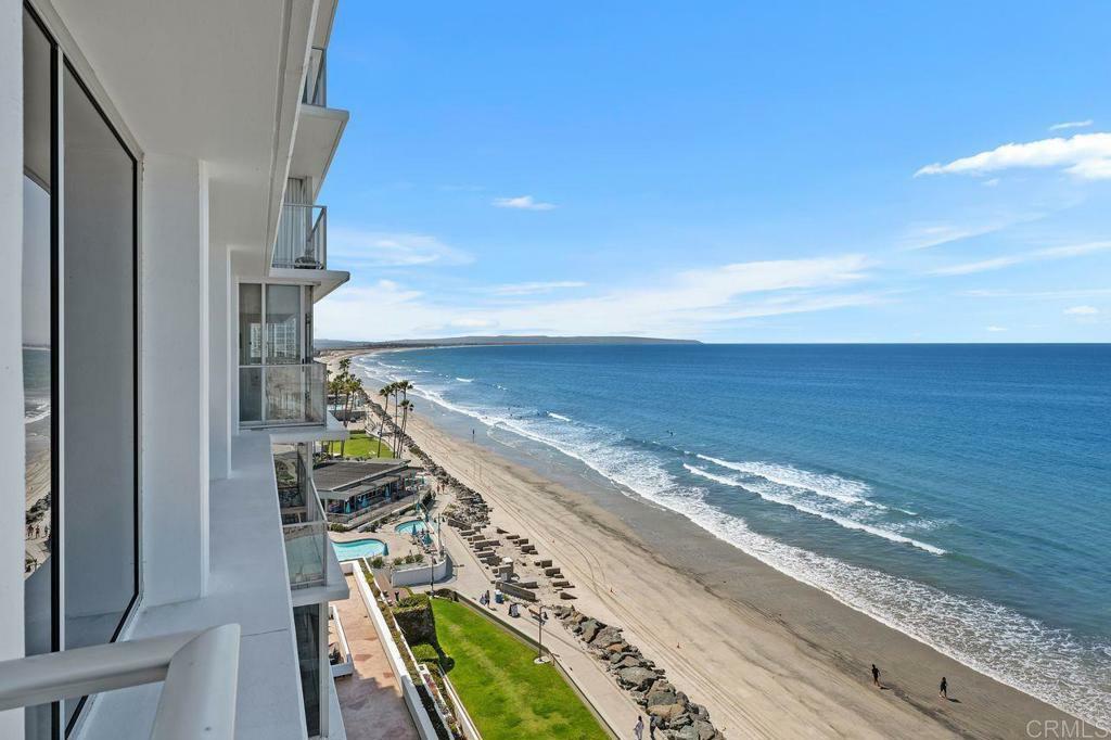 Property Photo: 1760 Avenida Del Mundo 805 CA 92118