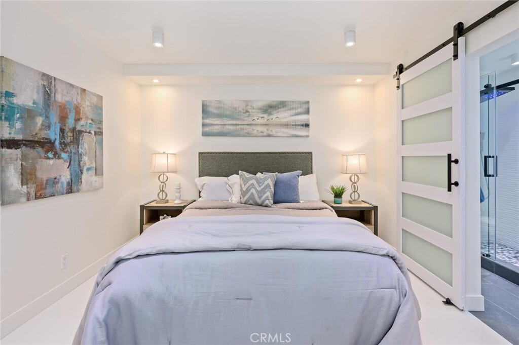 Property Photo: 100 Scholz Plaza 205 CA 92663