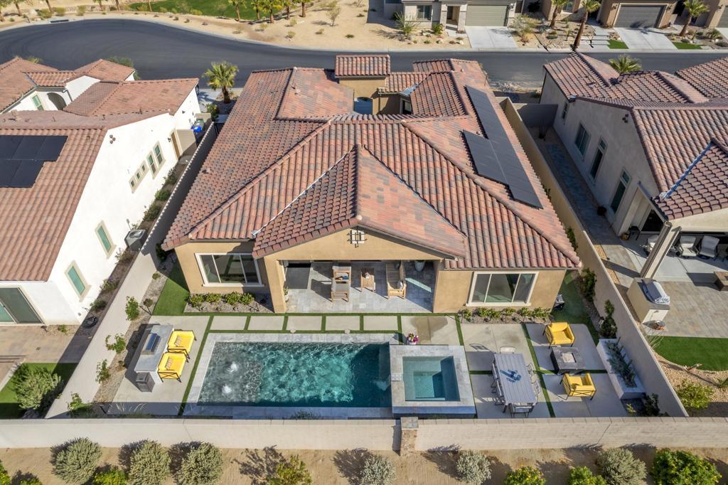Property Photo: 15 Tannin CA 92270