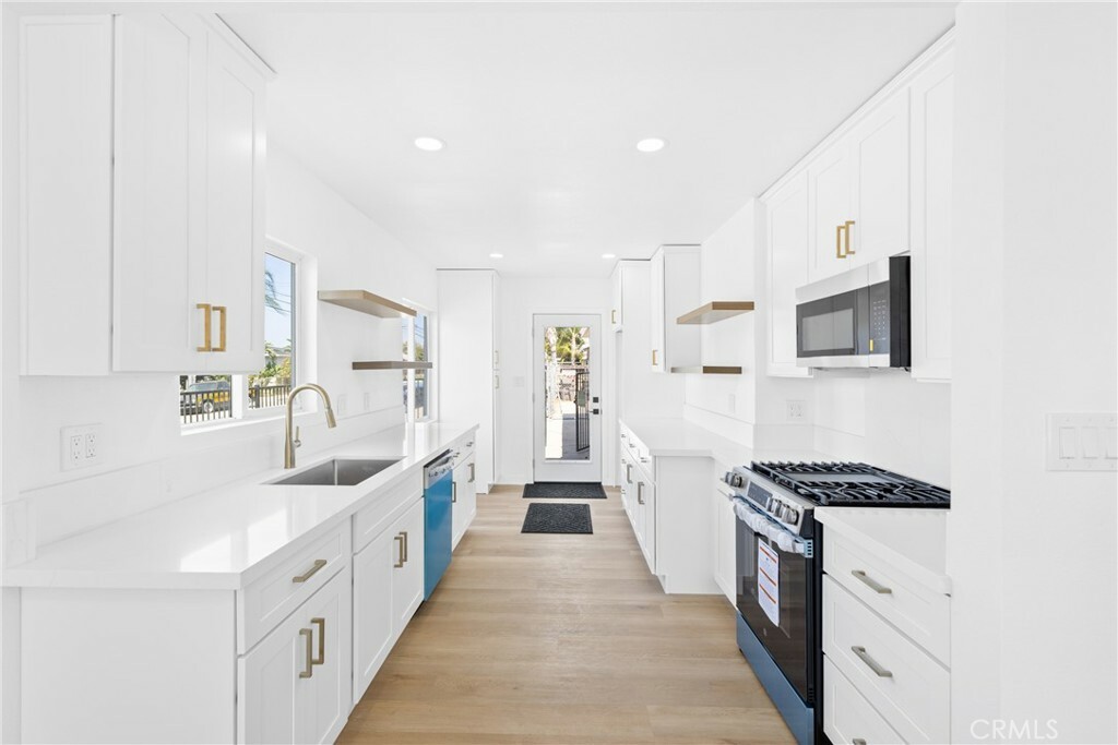 Property Photo: 401 S Smith Avenue CA 92882