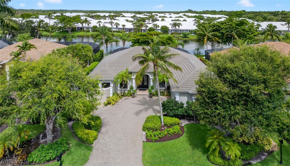 Property Photo: 7637 Mulberry Lane FL 34114